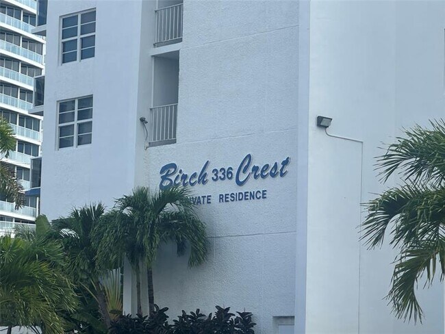 Building Photo - 336 N Birch Rd
