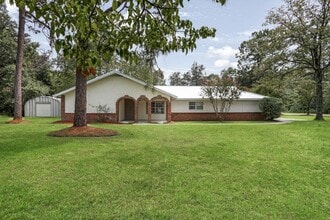 Building Photo - 534 Shrine Club Rd
