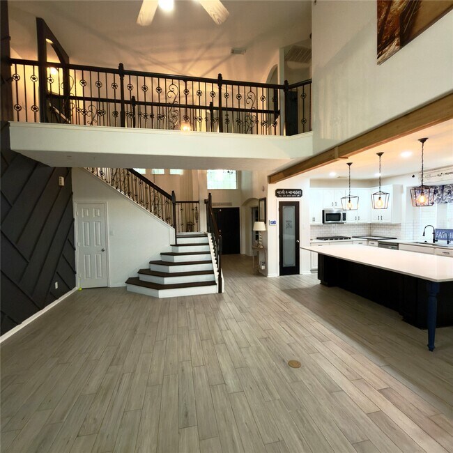 Building Photo - 20954 Kransburg Ridge Dr