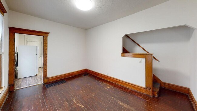 Building Photo - 46-48 West Blake Avenue