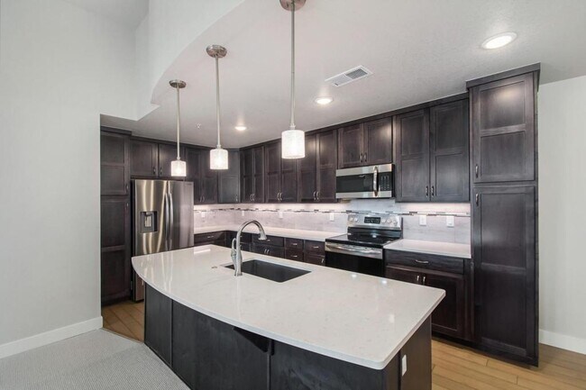 Foto del edificio - 6690 Crystal Downs Dr