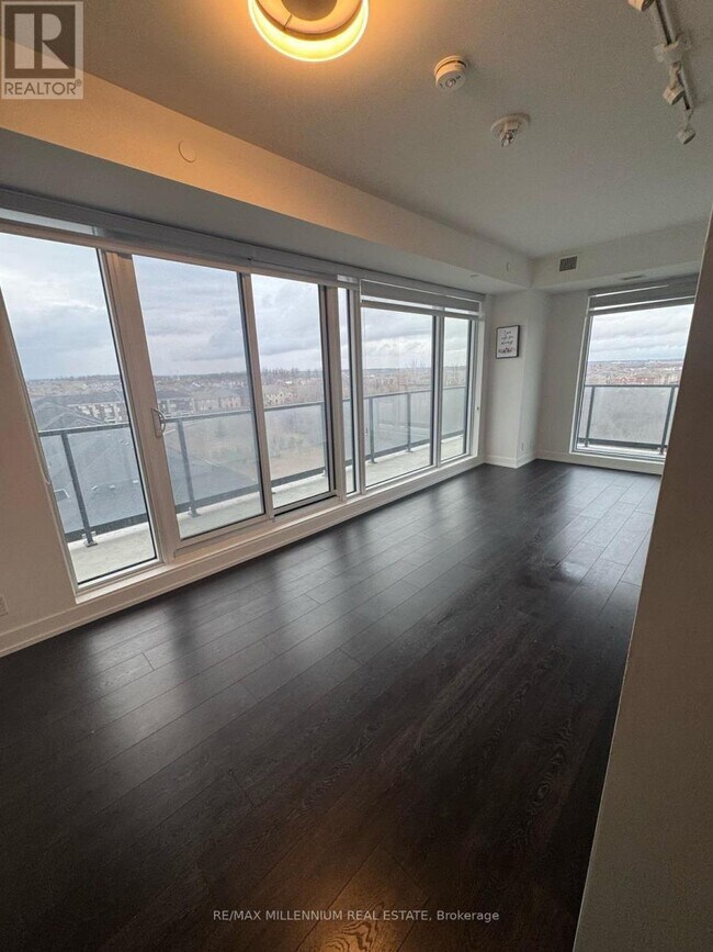 Photo du bâtiment - 225 Veterans Drive