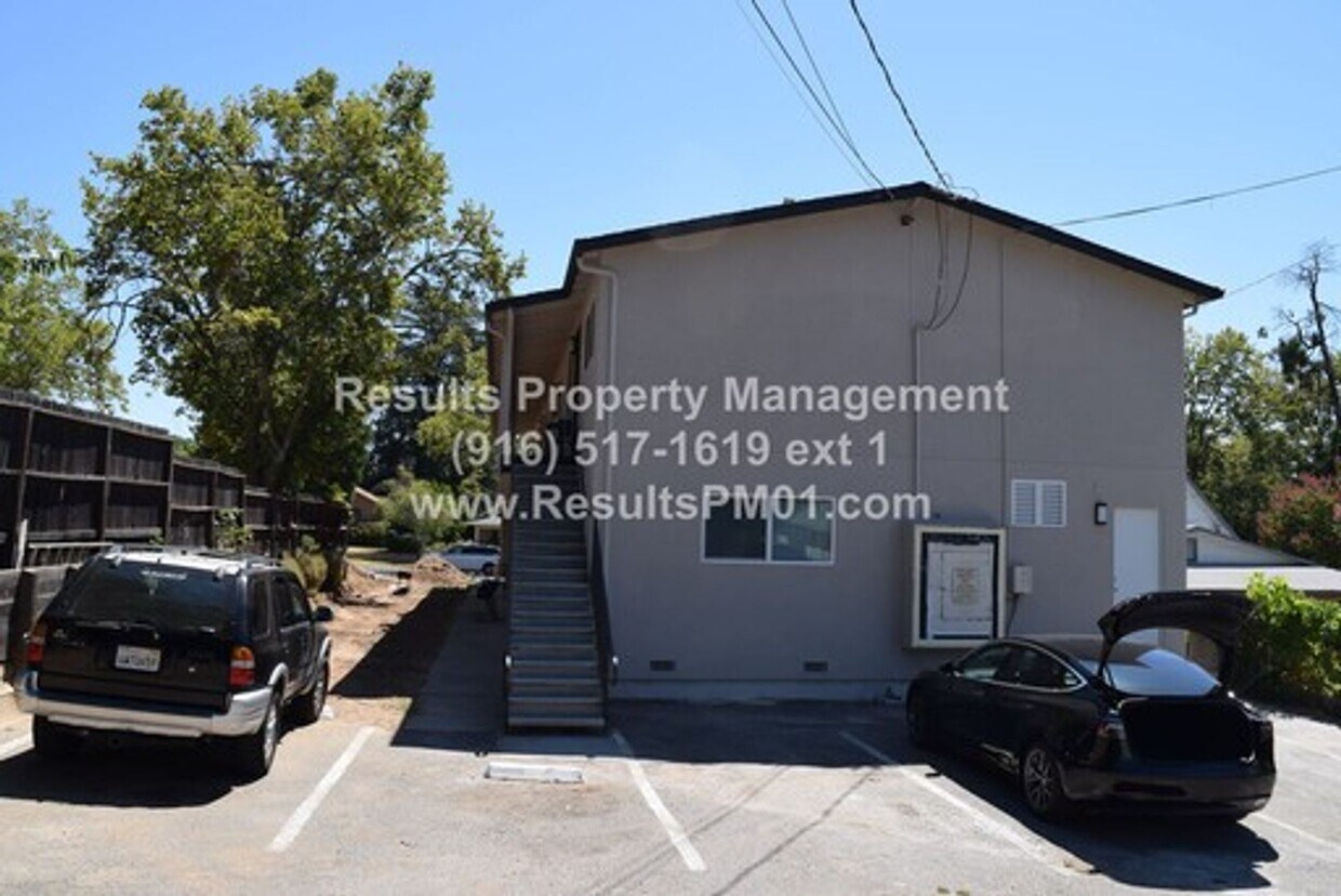 Primary Photo - 212 D St