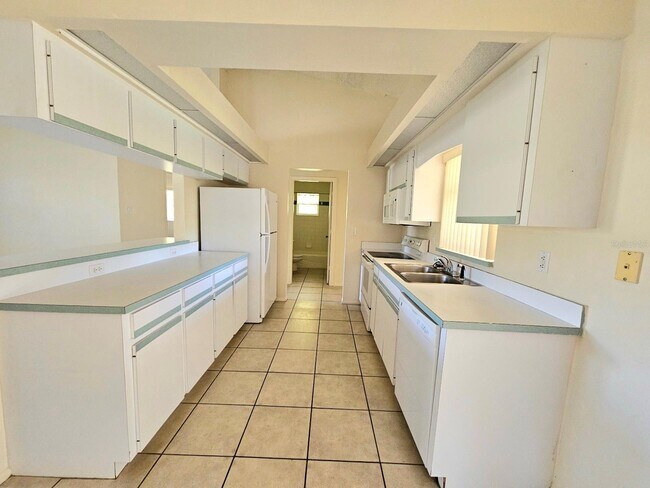 Foto del edificio - 6222 Berkeley St