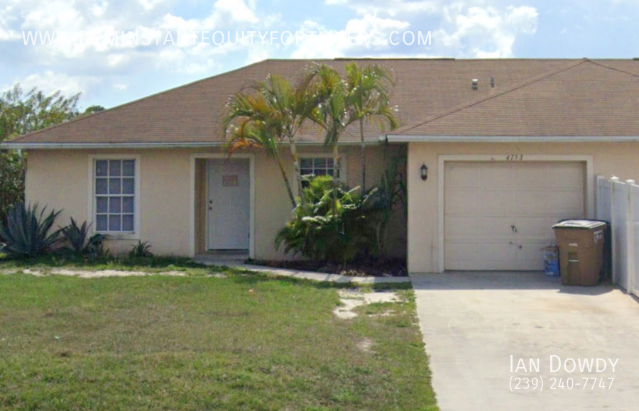 Primary Photo - One of a Kind Duplex in Lehigh Acres