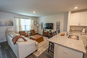 Building Photo - 167 Harvest Gold Dr