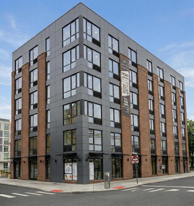 Building Photo - 337 Johnston Ave