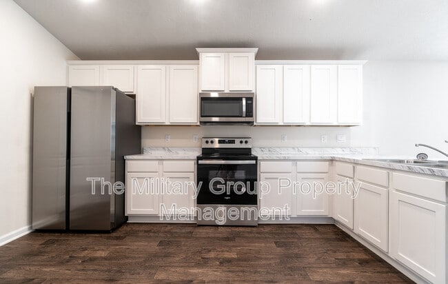 Building Photo - 15668 Strawberry Roan Ct