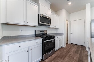Building Photo - 4149 Gold Desert St
