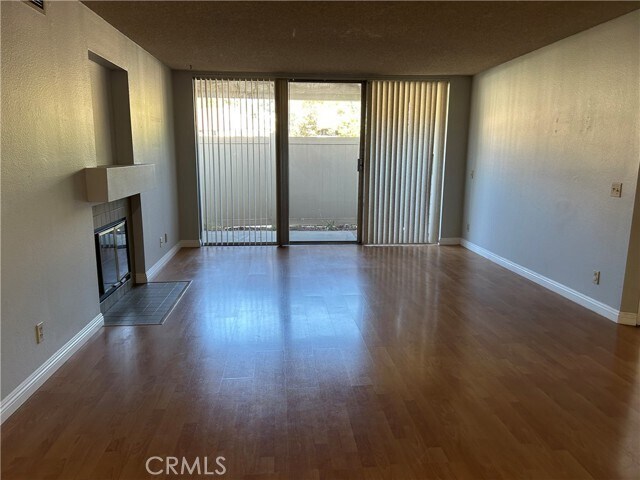 Building Photo - 3 Carriage Way