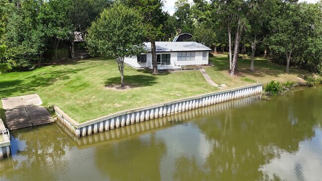 Foto del edificio - 12305 Pine Oak Dr