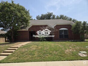 Building Photo - 1542 Glenmore Dr