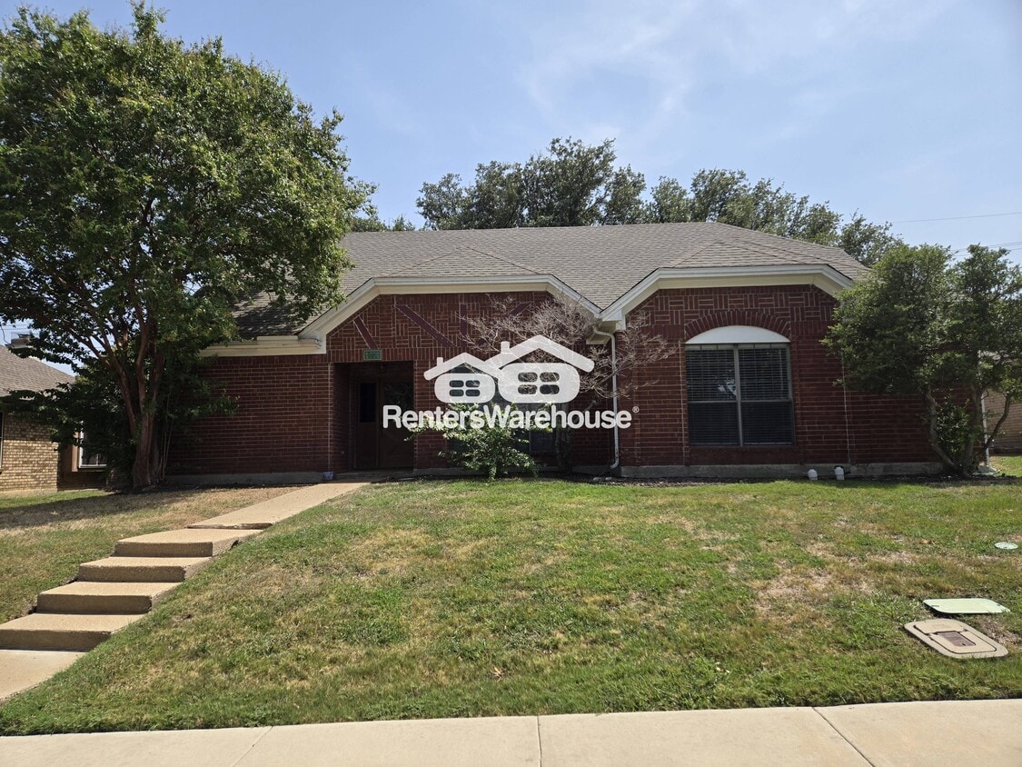 Primary Photo - 1542 Glenmore Dr