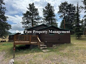 Building Photo - 32993 Snowshoe Rd