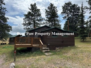 Building Photo - 32993 Snowshoe Rd