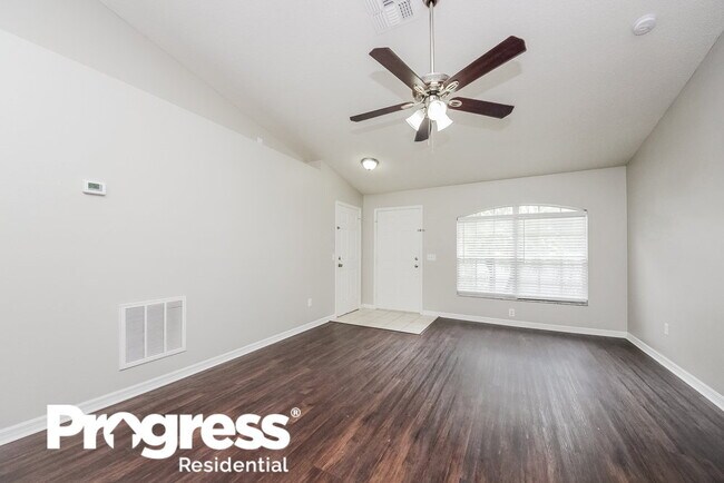 Building Photo - 916 San Rafael Way