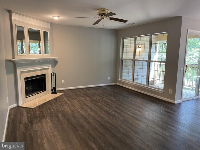 Foto del edificio - 8238 Winstead Pl