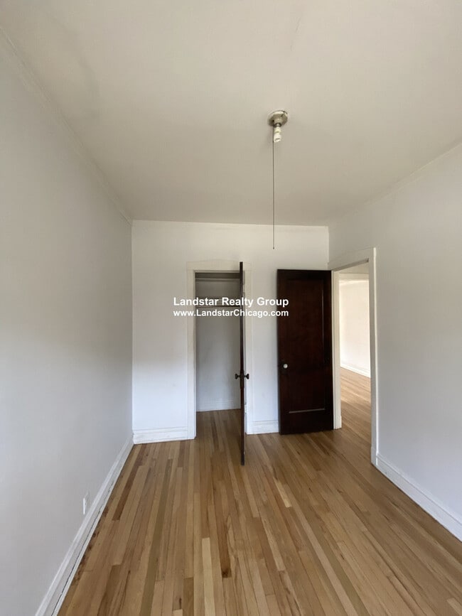 Foto del edificio - 5023 N Winchester Ave