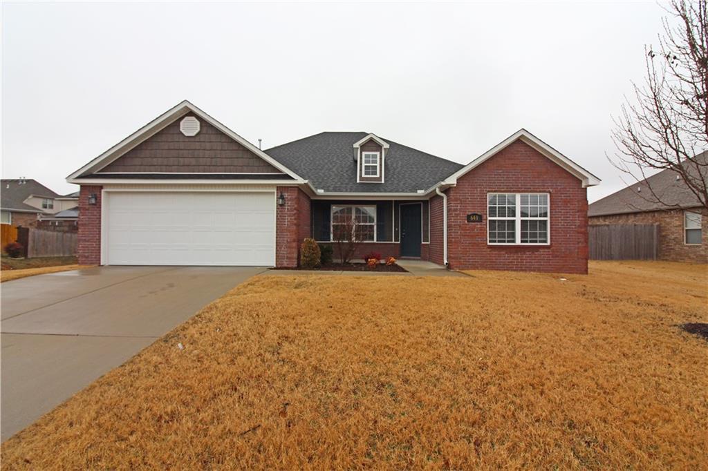 640 Lasso Ln, Centerton, AR 72719 House Rental in Centerton, AR