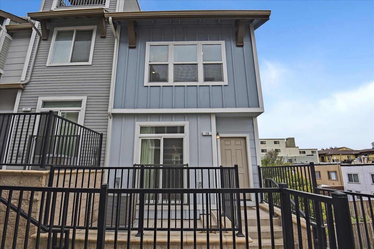 19 Hibiscus Ct, Daly City, CA 94014 Townhome Rentals in Daly City CA