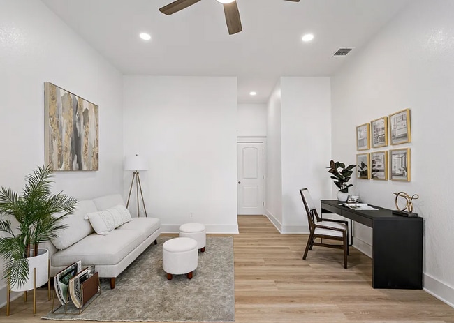 Foto del edificio - 506 E Evergreen St