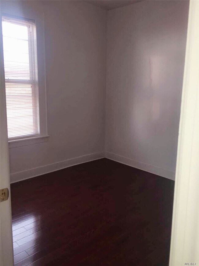 Building Photo - 95-11 93rd St