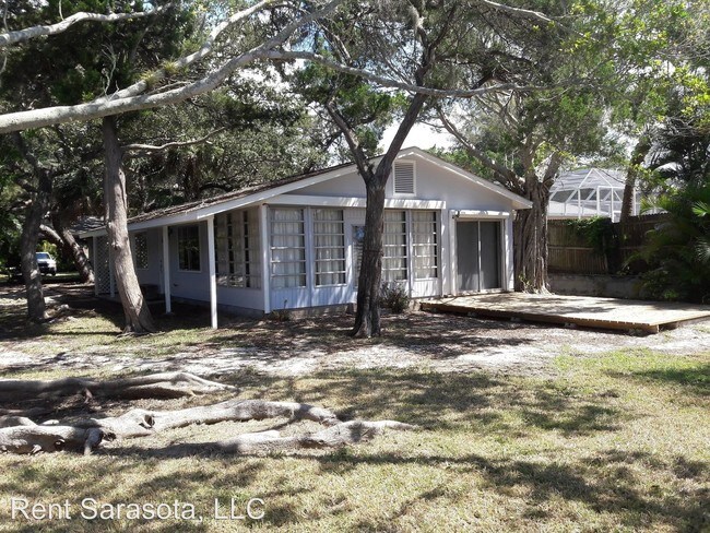 Building Photo - 2 br, 1 bath House - 7910 Midnight Pass Rd