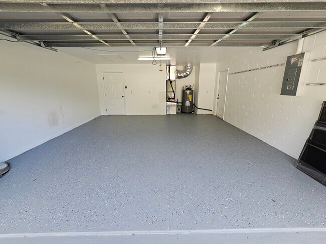 Foto del edificio - 3370 NE 42nd Pl