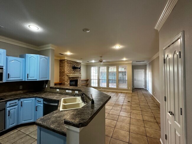 Foto del edificio - 3105 Southridge Ct