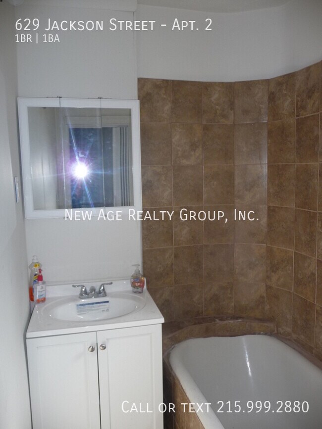 Foto del edificio - Newly renovated one bedroom Apartment in S...