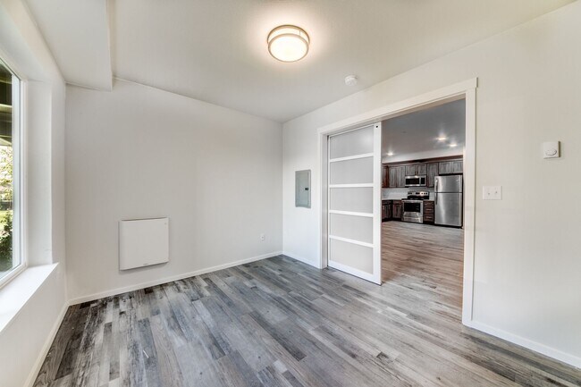 Interior Photo - Paddington Place