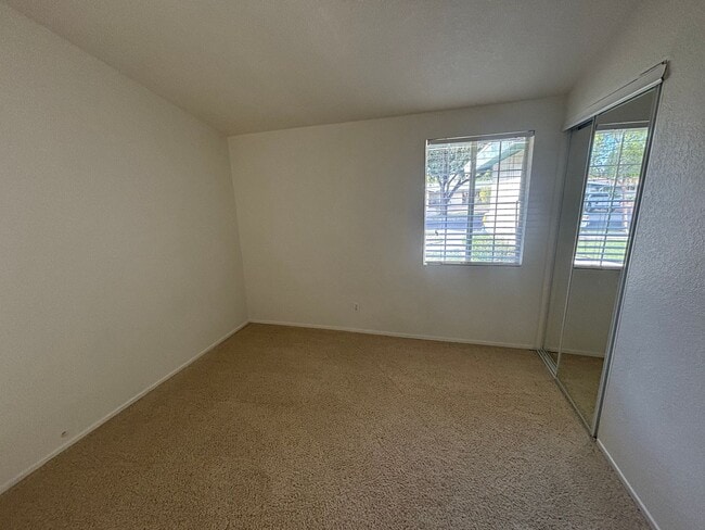 Building Photo - Charming Single-Story 3-Bedroom Home for R...