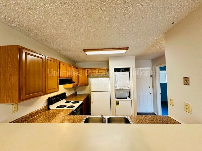 Foto del edificio - 203 Sunn Aire Ct