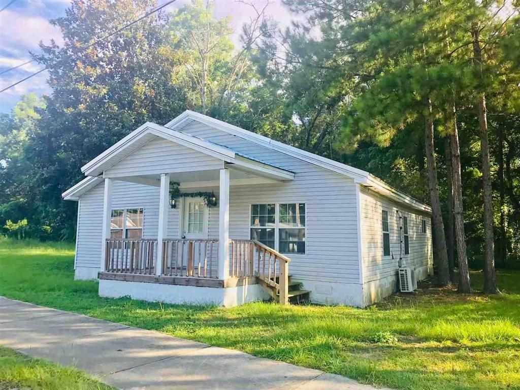 Primary Photo - 14488 Main St