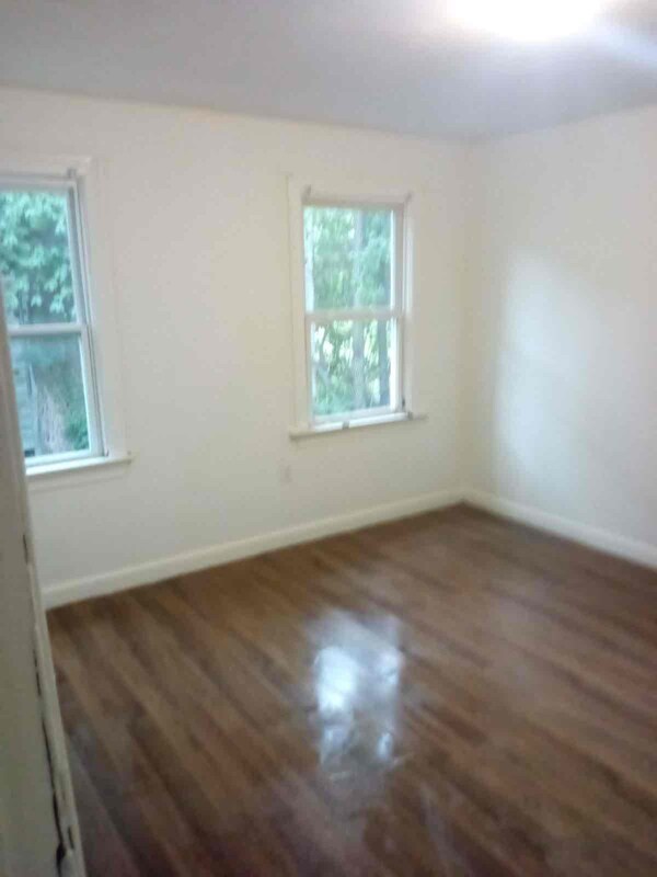 Building Photo - 5605 Hamilton Ave