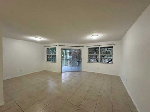 Foto del edificio - 2636 SE 20th Ct