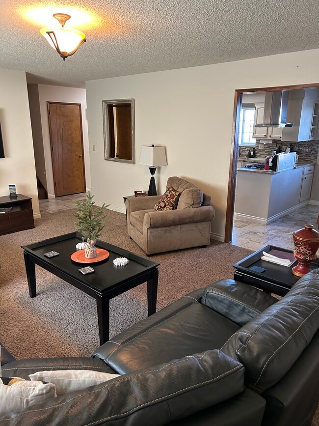 Building Photo - 810 N 51st Ave