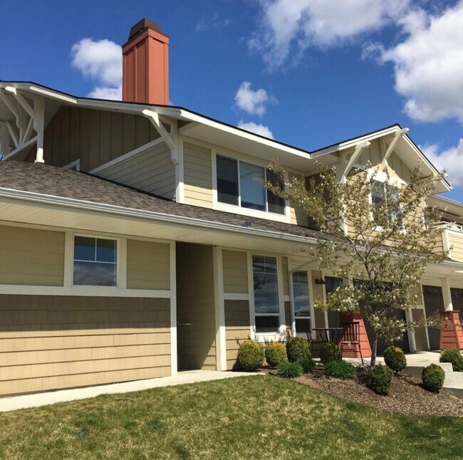 755 Icefall Dr Unit 202, Hayden, ID 83835 Condo for Rent in Hayden