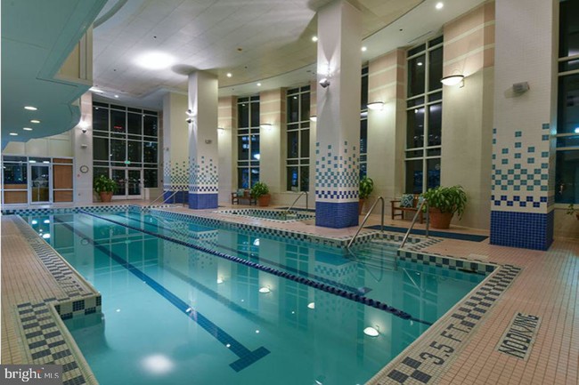 Foto del edificio - 1031 Pier Pointe Lndg