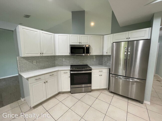 Foto del edificio - 3 br, 2 bath House - 2040 12th Ave  NE