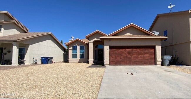 Building Photo - 11909 Mesquite Bush Dr