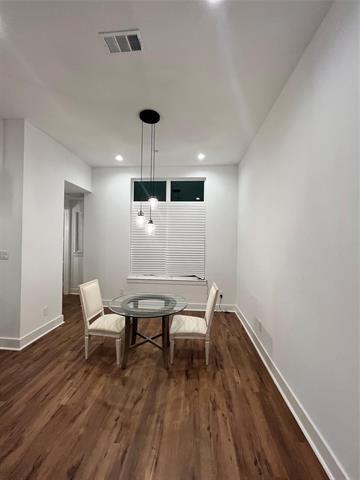 Foto del edificio - 13325 Bee St