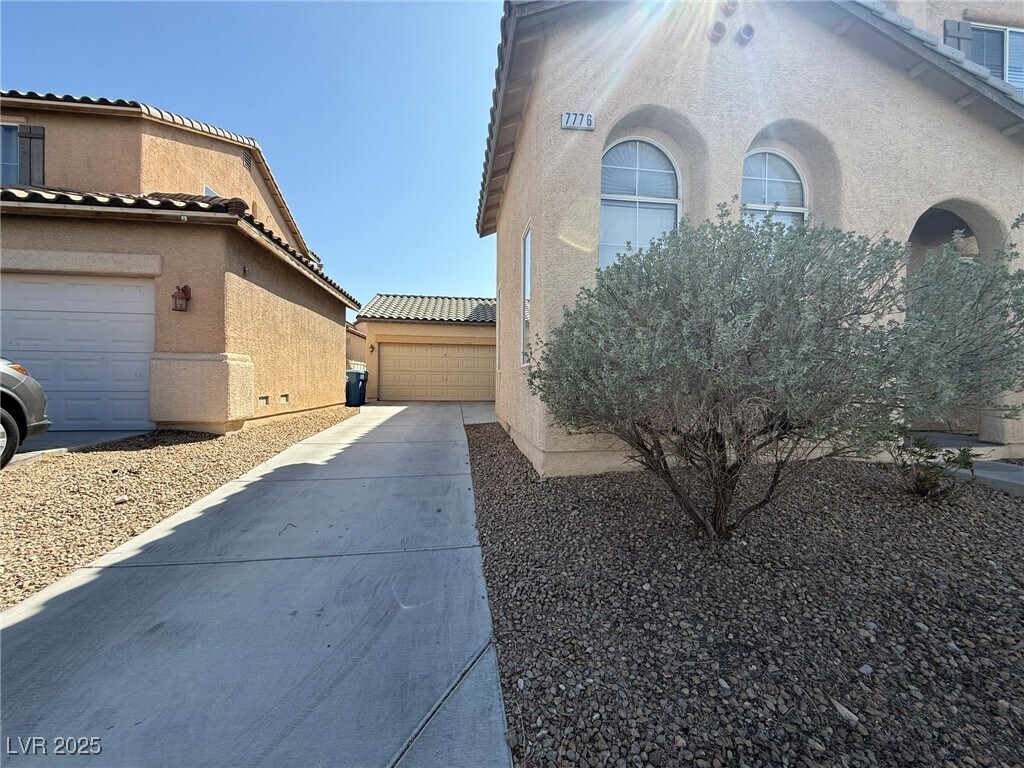Primary Photo - 7776 Littondale St