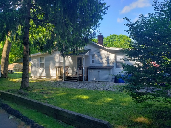 Foto del edificio - 23 Budd Ave