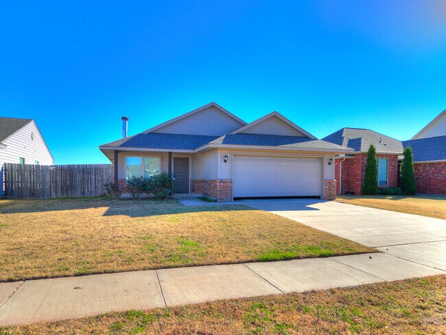 Building Photo - Very Nice Home!