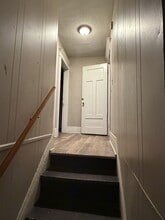 Building Photo - 46 Elgin St