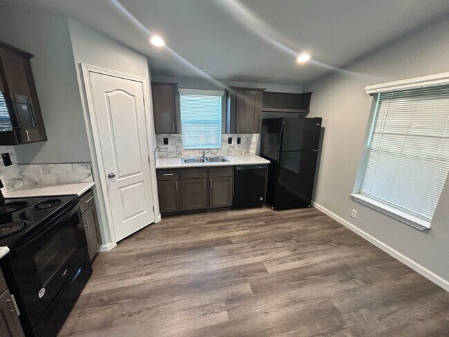 Foto del edificio - 2 Bedroom\2 Bath Country Home in Modesto