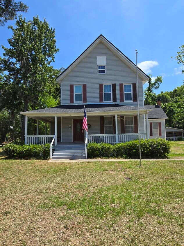Primary Photo - 925 E Pearl St