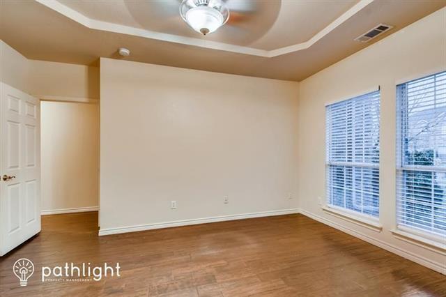 Foto del edificio - 11401 Cedar Springs Dr