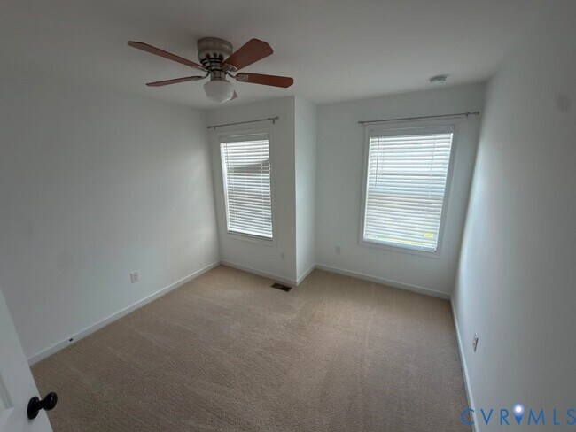 Foto del edificio - 11403 Hayloft Ln